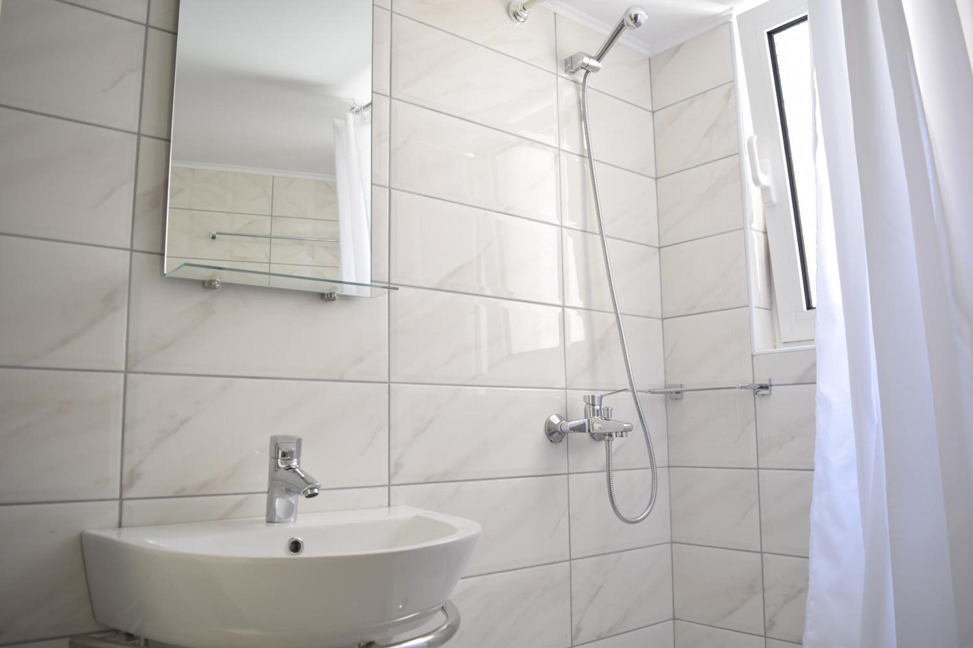 Samouil Apartment Steps From The Beach Chania  Buitenkant foto